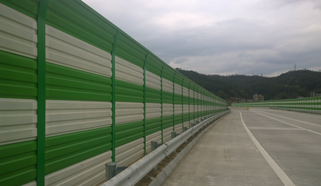 道路橋梁聲屏障4.png